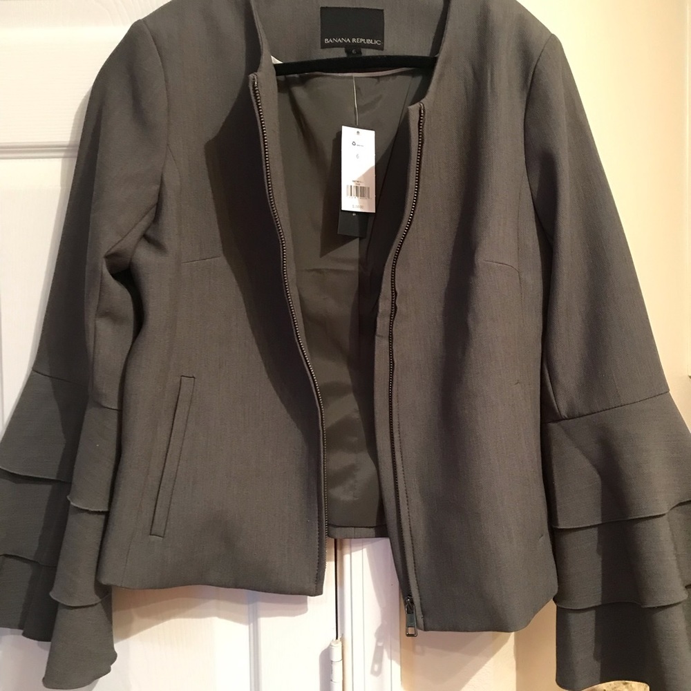 NWT Banana Republic Ruffle Sleeve Jacket Blazer